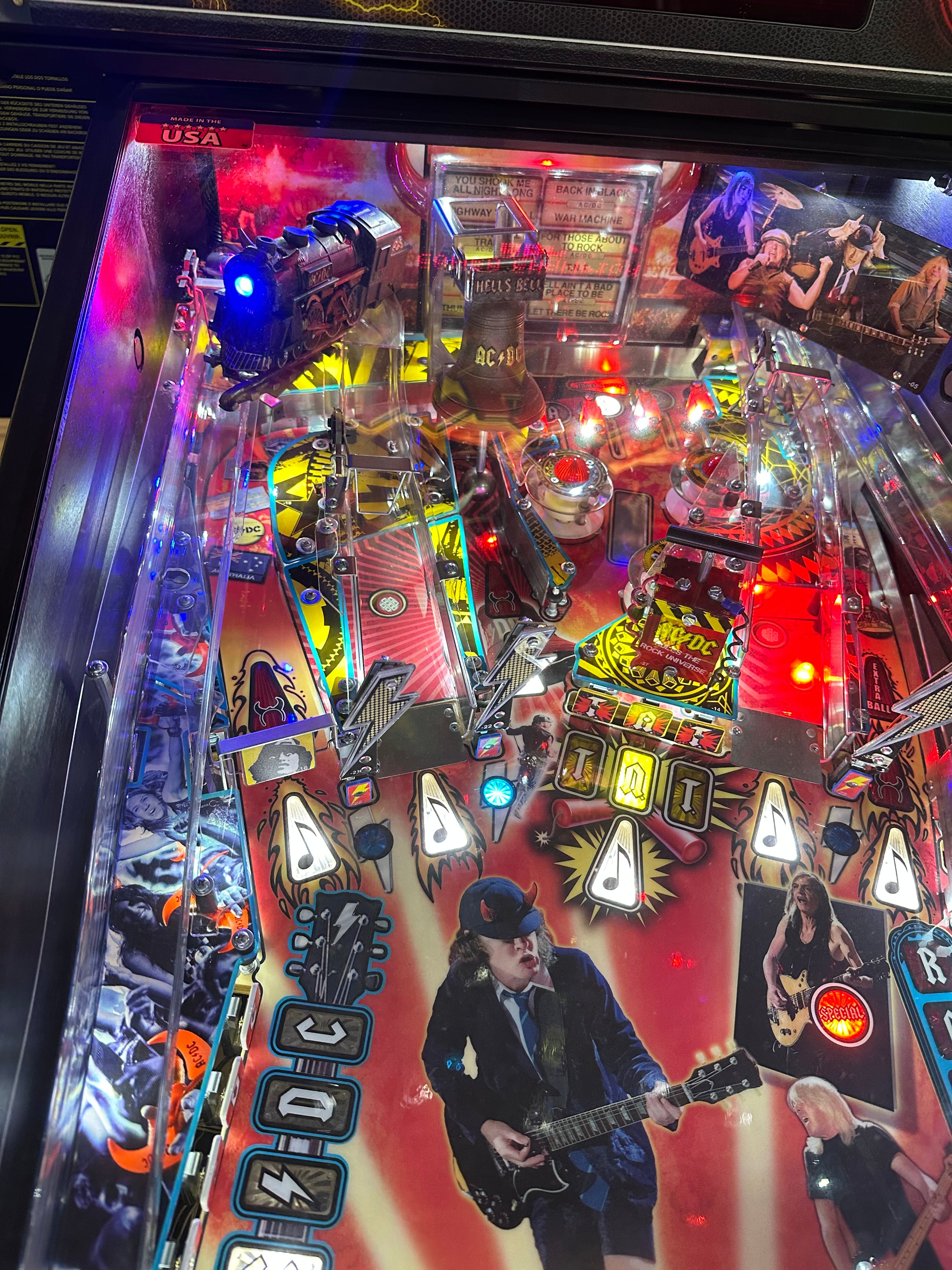 Stern Pinball AC/DC Pro Vault Pinball Machine