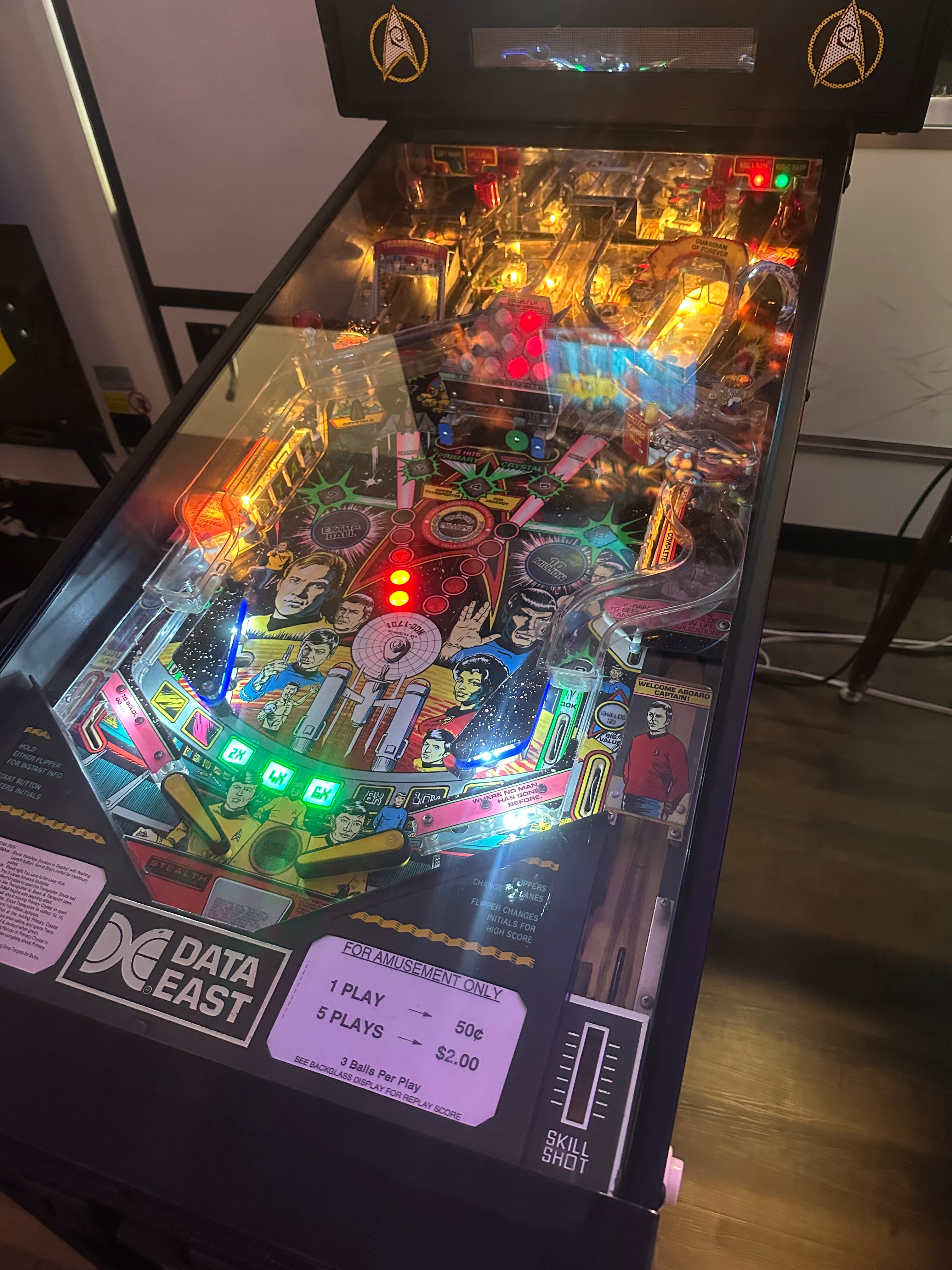 Data East Star Trek Pinball Machine
