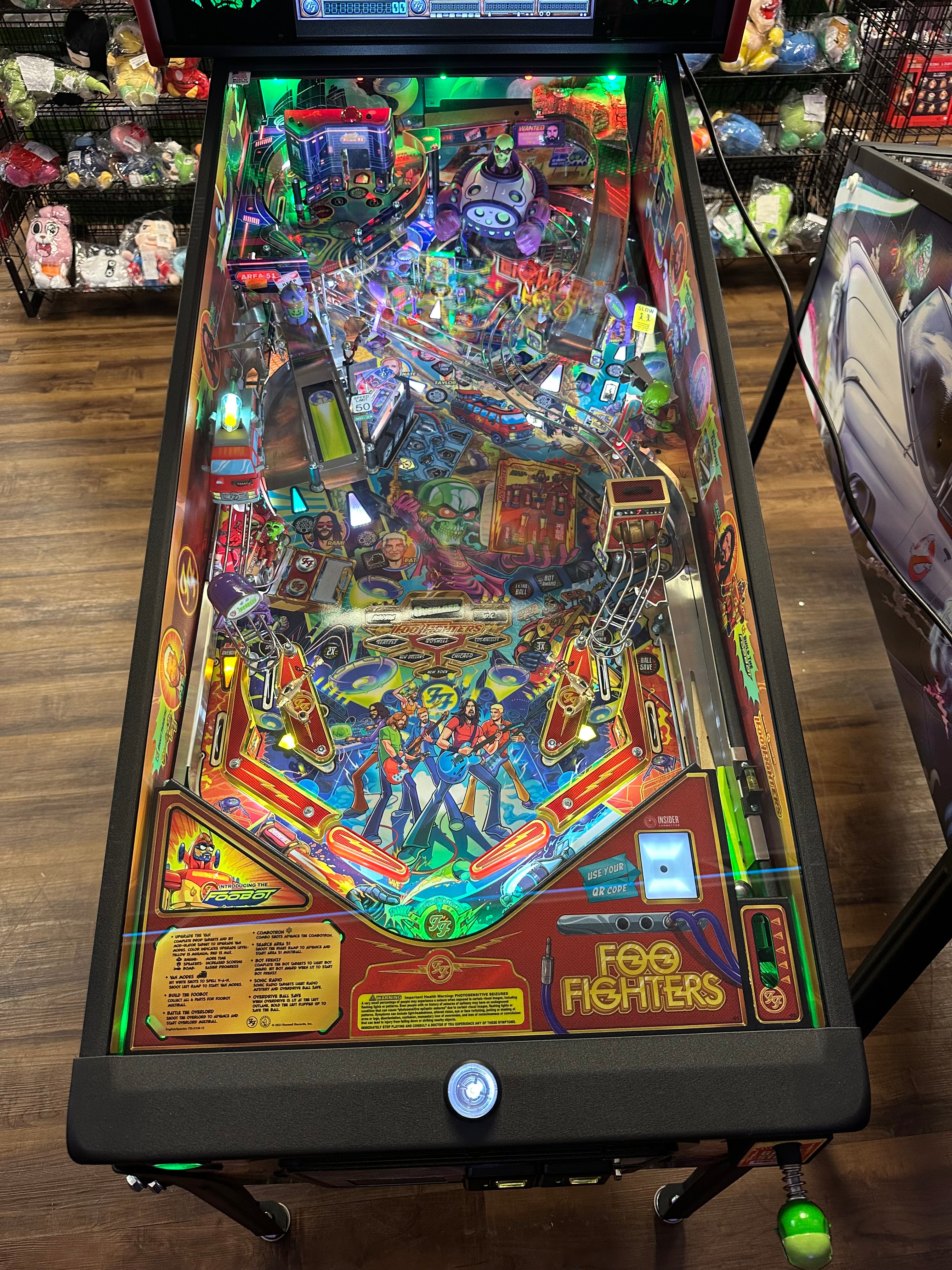 Stern Pinball LOADED Foo Fighters Premium Pinball Machine