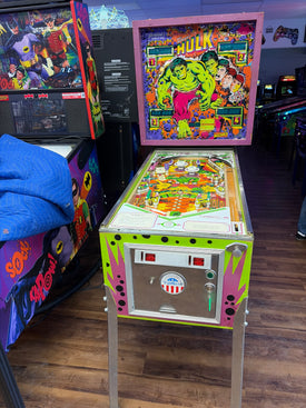 Gottlieb The Incredible Hulk Pinball Machine