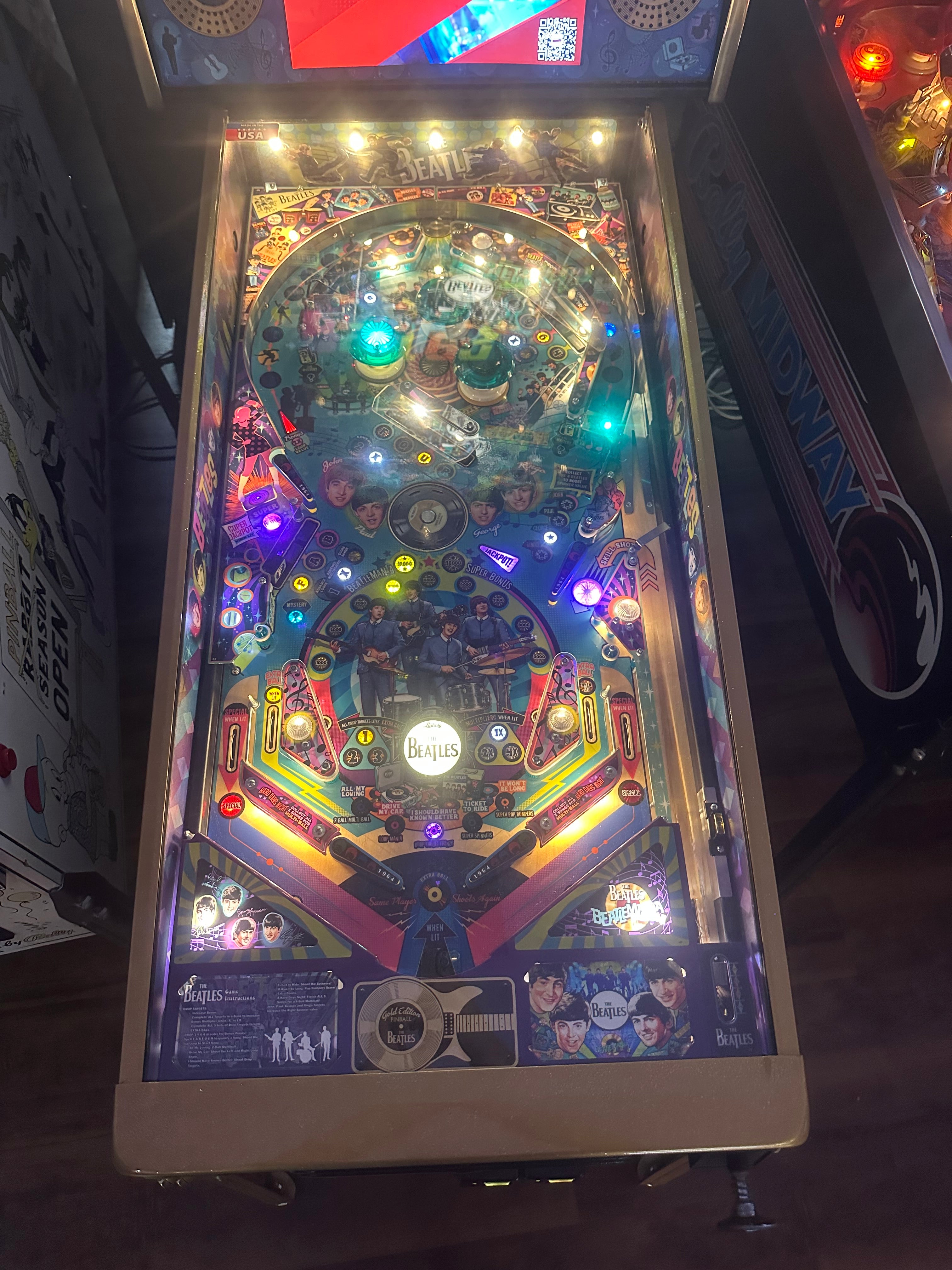 Stern Pinball The Beatles Gold Pinball Machine