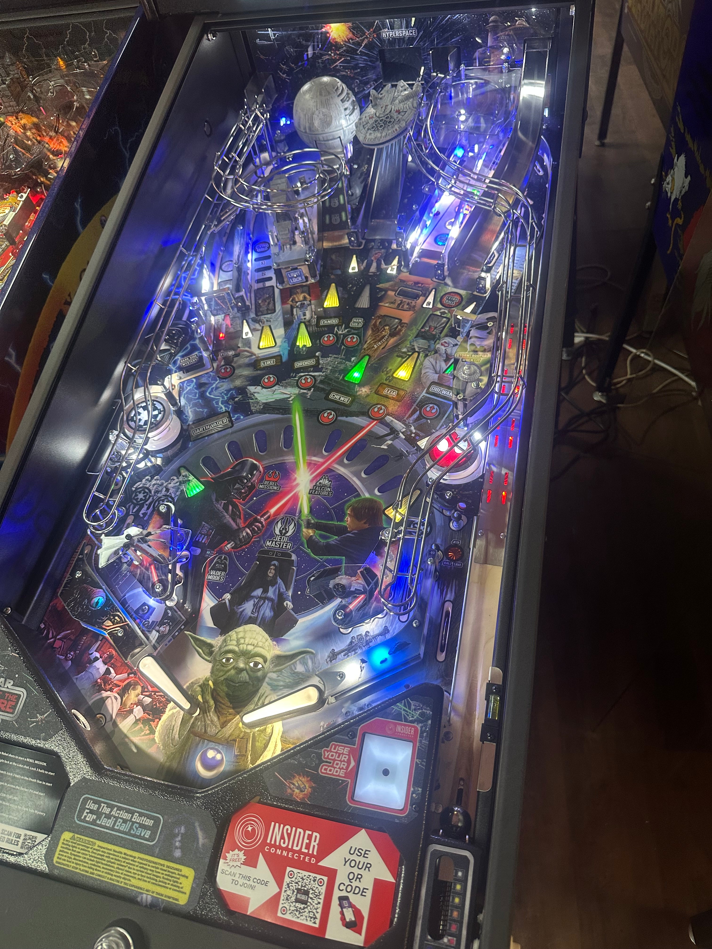 Stern Pinball Star Wars: Fall of the Empire Pro Pinball Machine