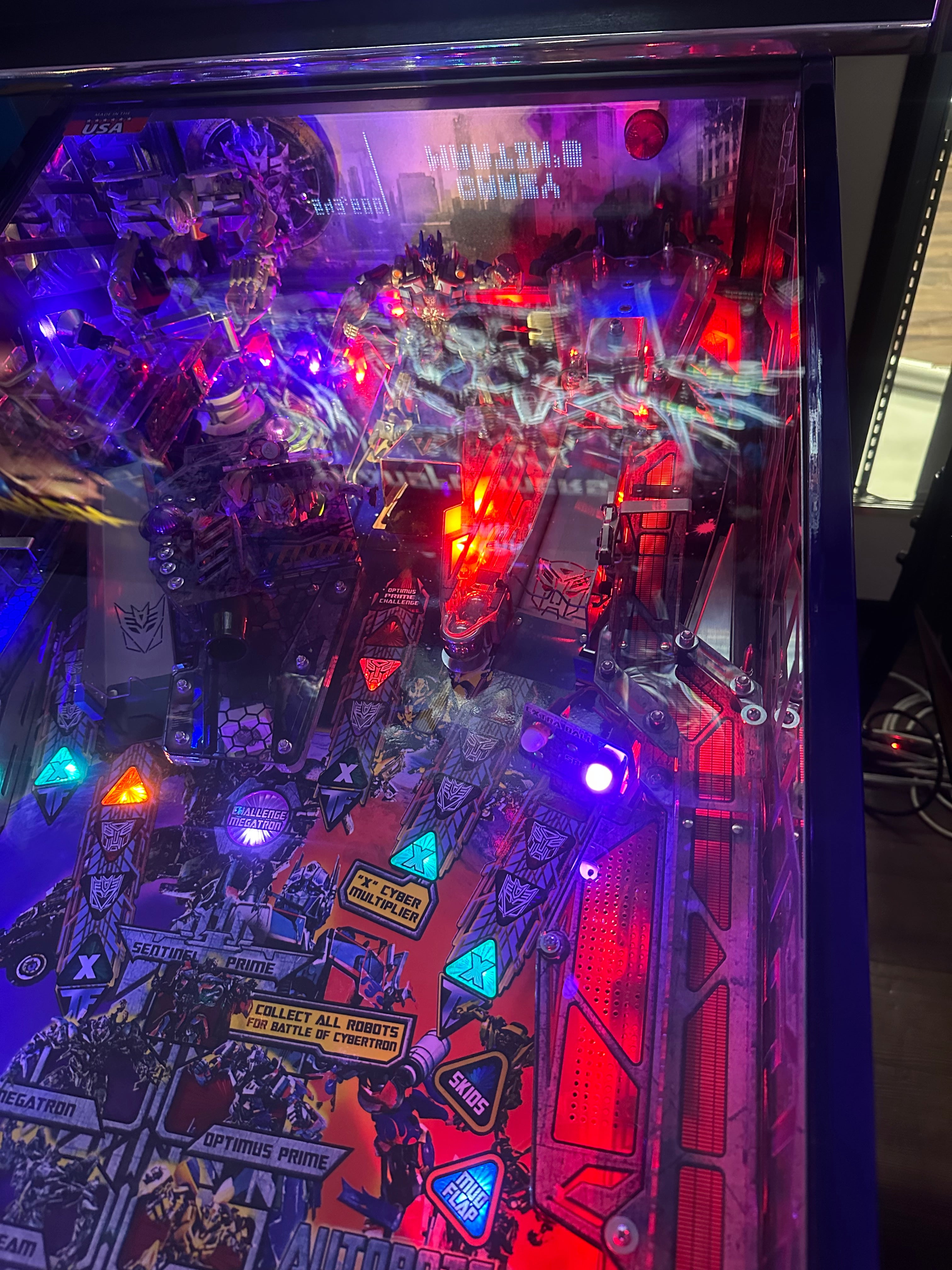 Stern Pinball Transformers Limited Edition Pinball Machine
