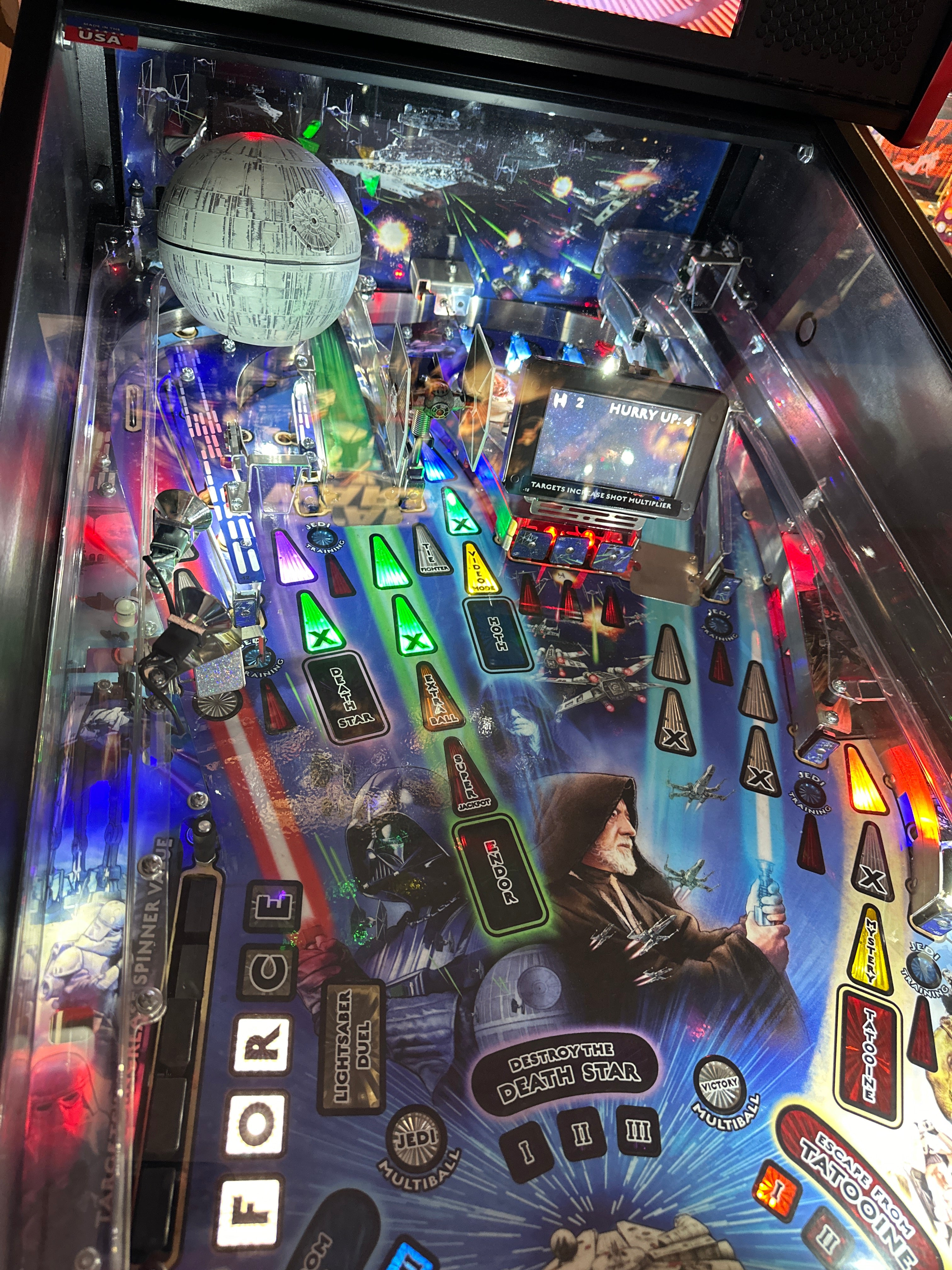 Stern Pinball Star Wars Pro Pinball Machine