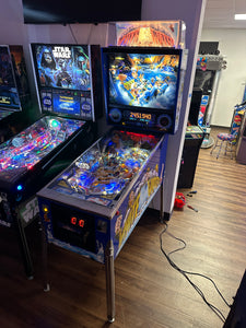 Williams White Water Pinball Machine