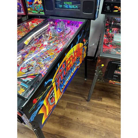 Chicago Gaming Company Medieval Madness Limited Edition Pinball Machine