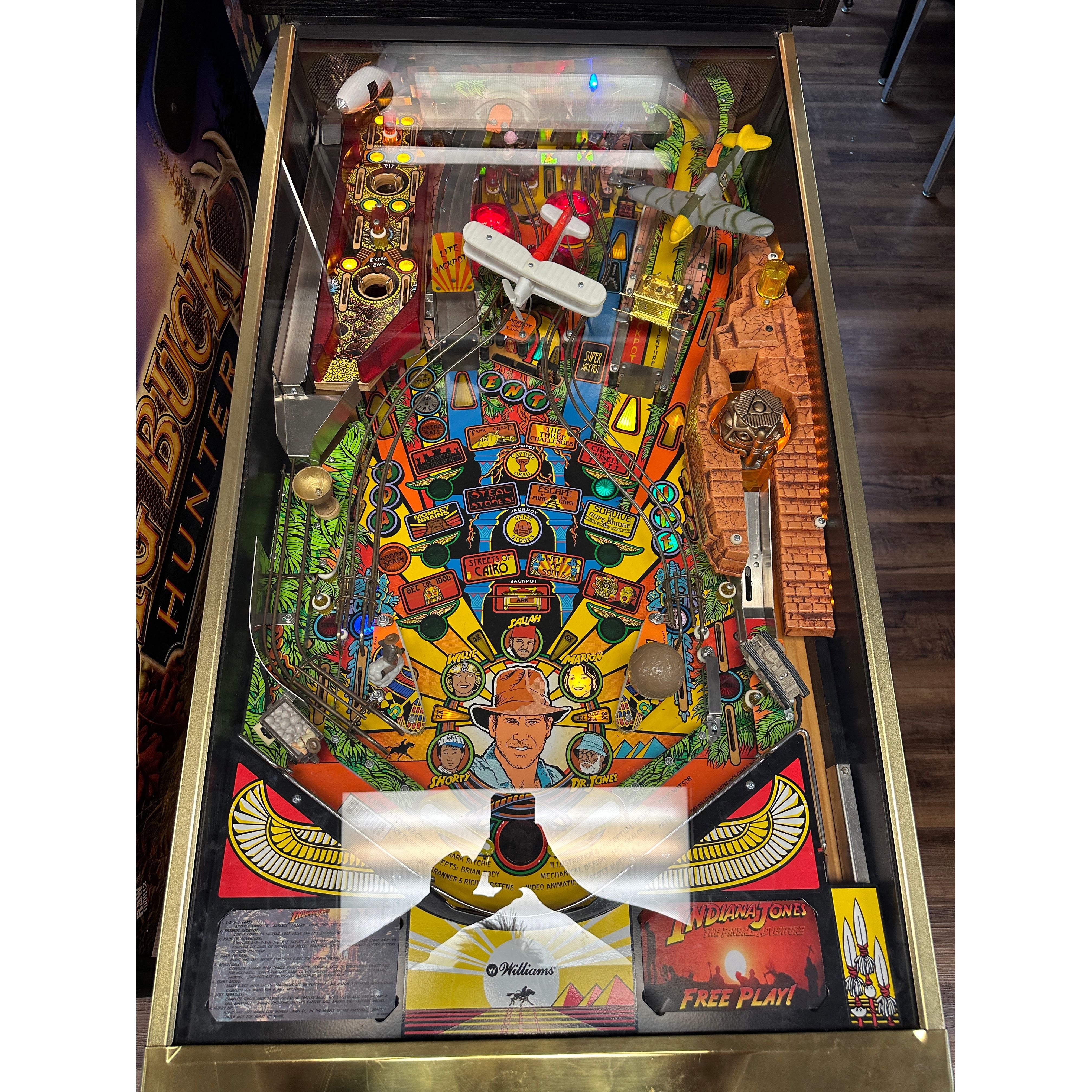Williams LOADED Indiana Jones: The Pinball Adventure Pinball Machine