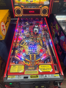 Stern Pinball KISS Limited Edition Pinball Machine with Stern Topper
