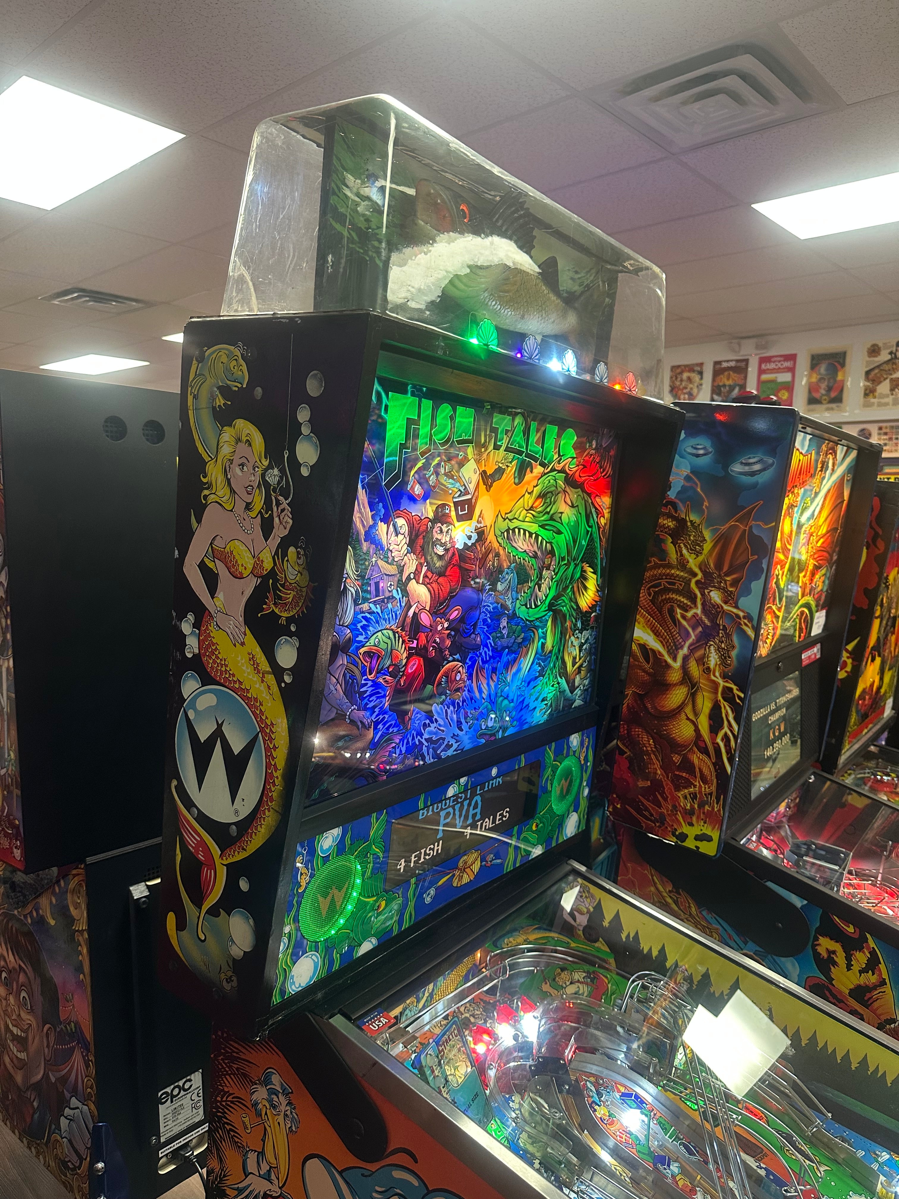 Williams LOADED Fish Tales Pinball Machine
