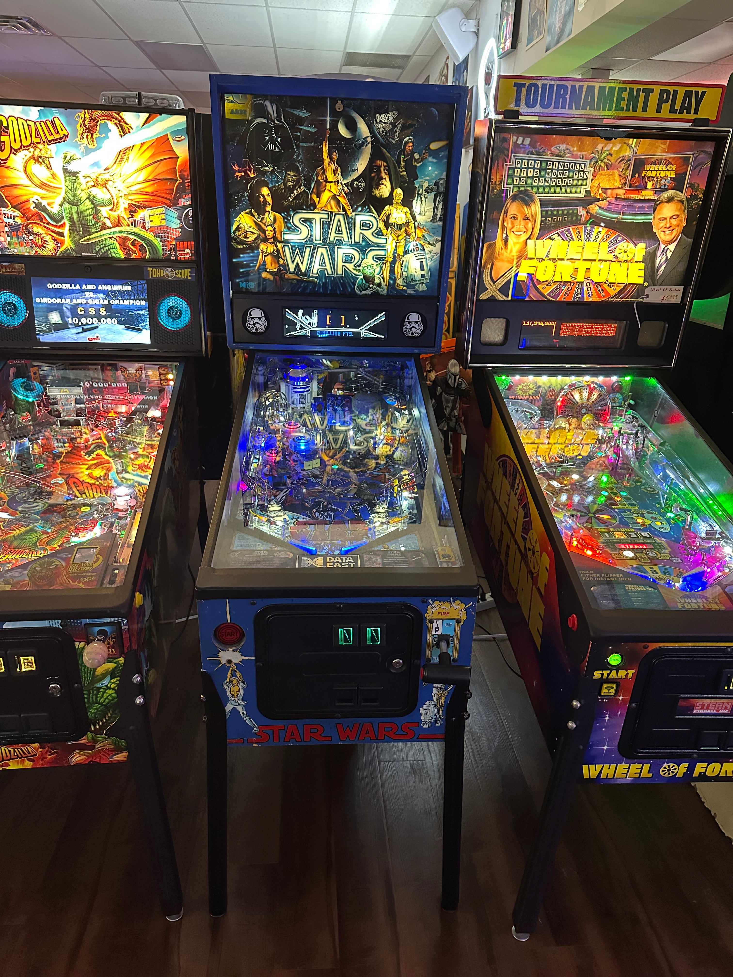 Data East LOADED Star Wars Pinball Machine