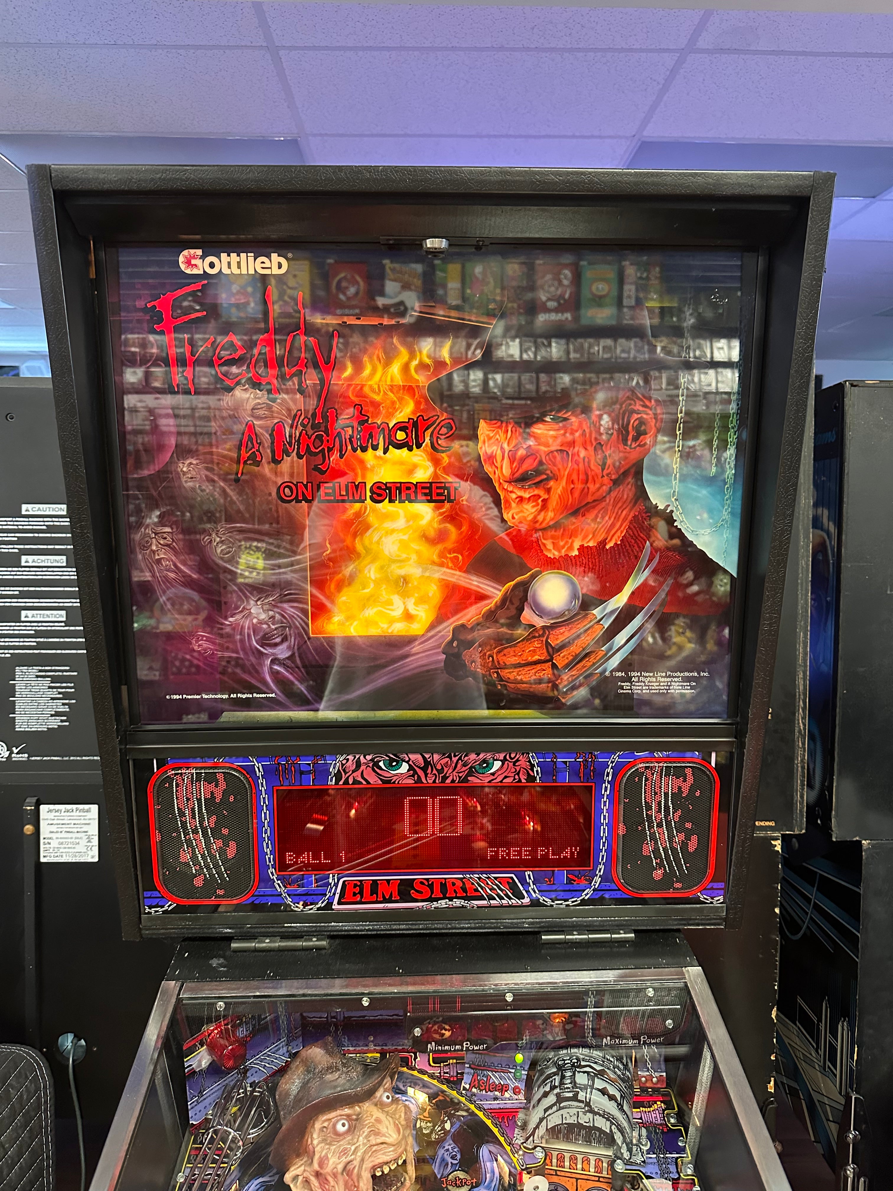 Gottlieb Freddy: A Nightmare on Elm Street Pinball Machine