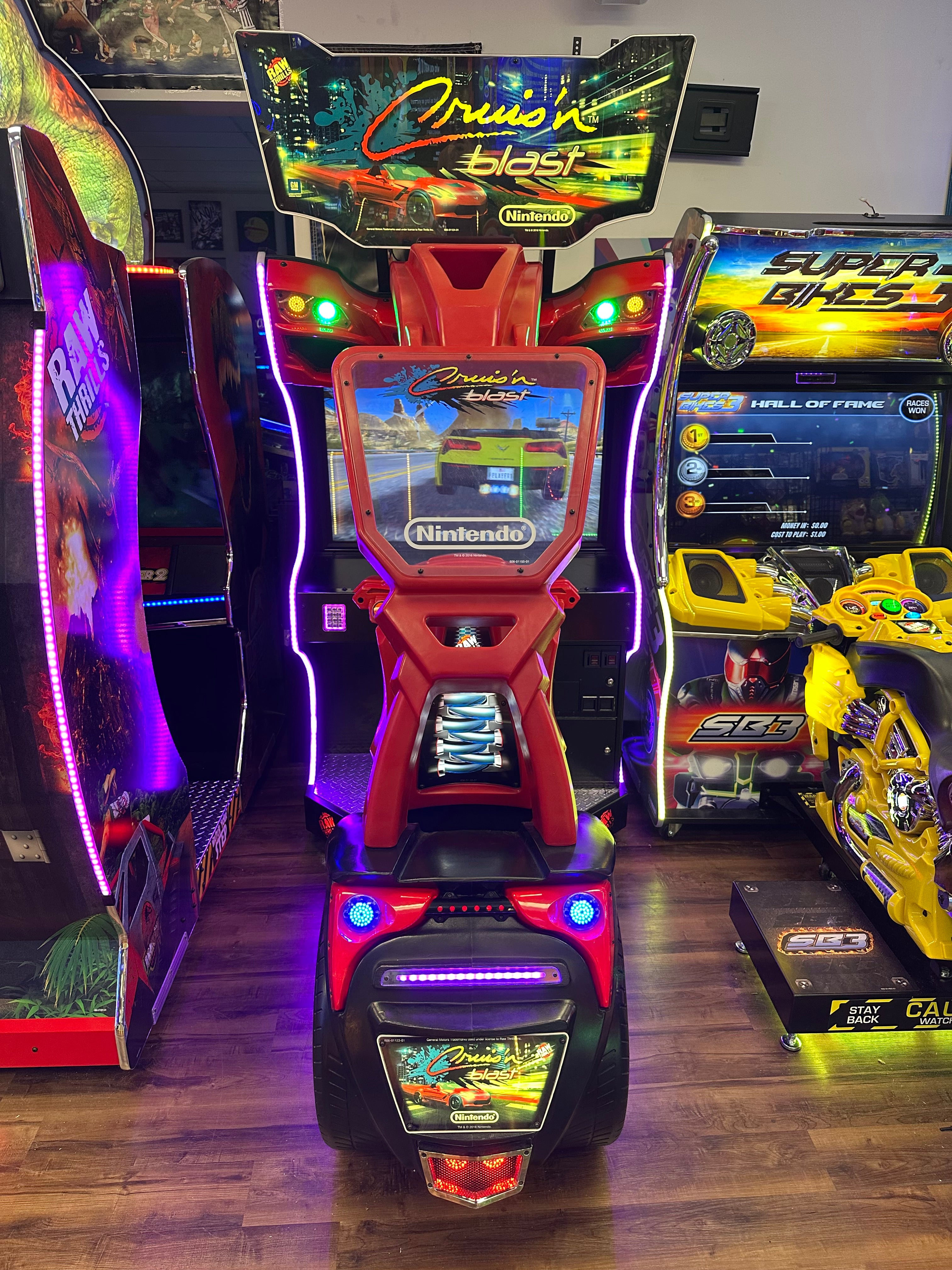 Raw Thrills Cruis'n Blast Arcade Game