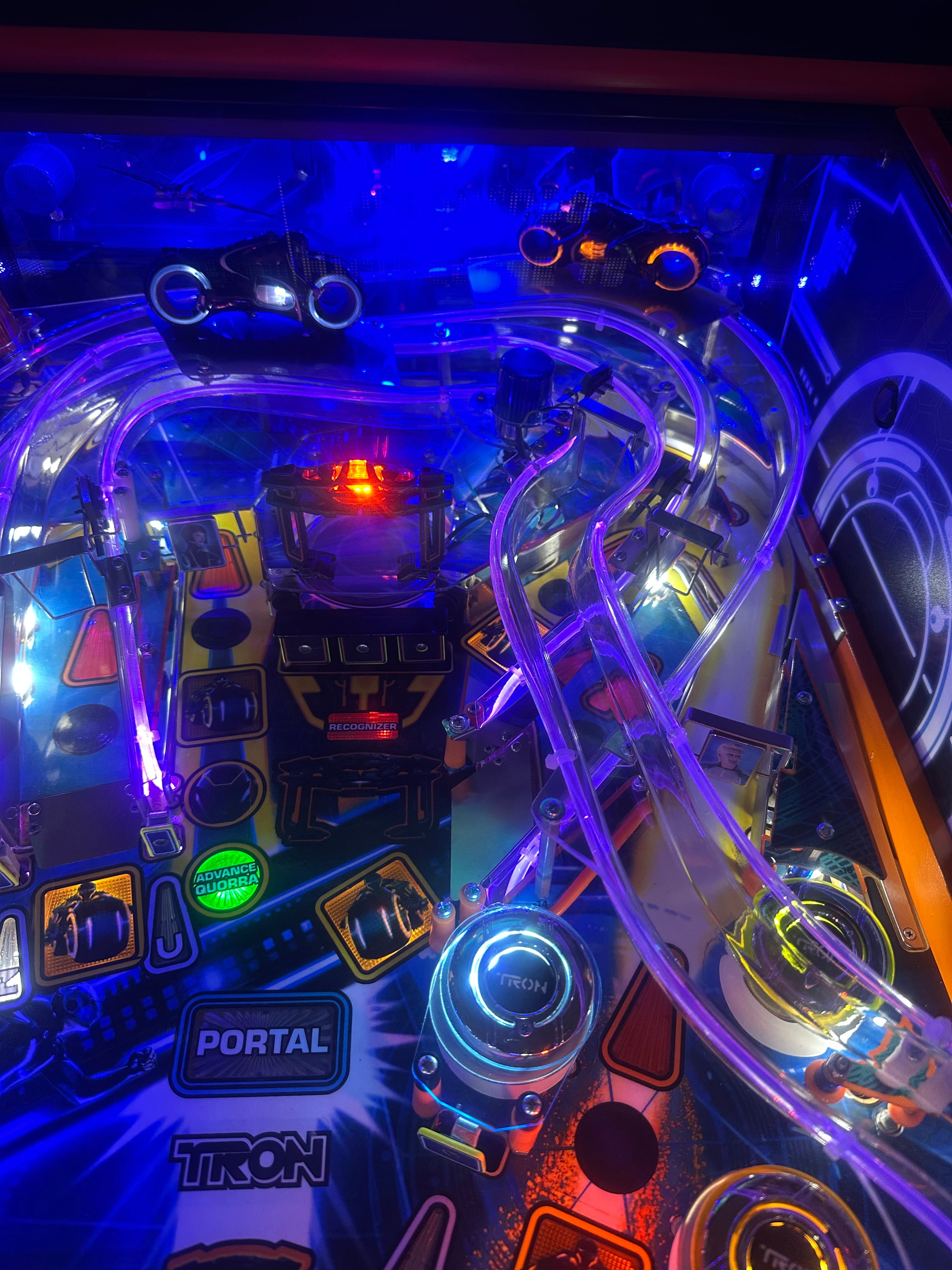 Stern Pinball LOADED TRON: Legacy Pro Pinball Machine