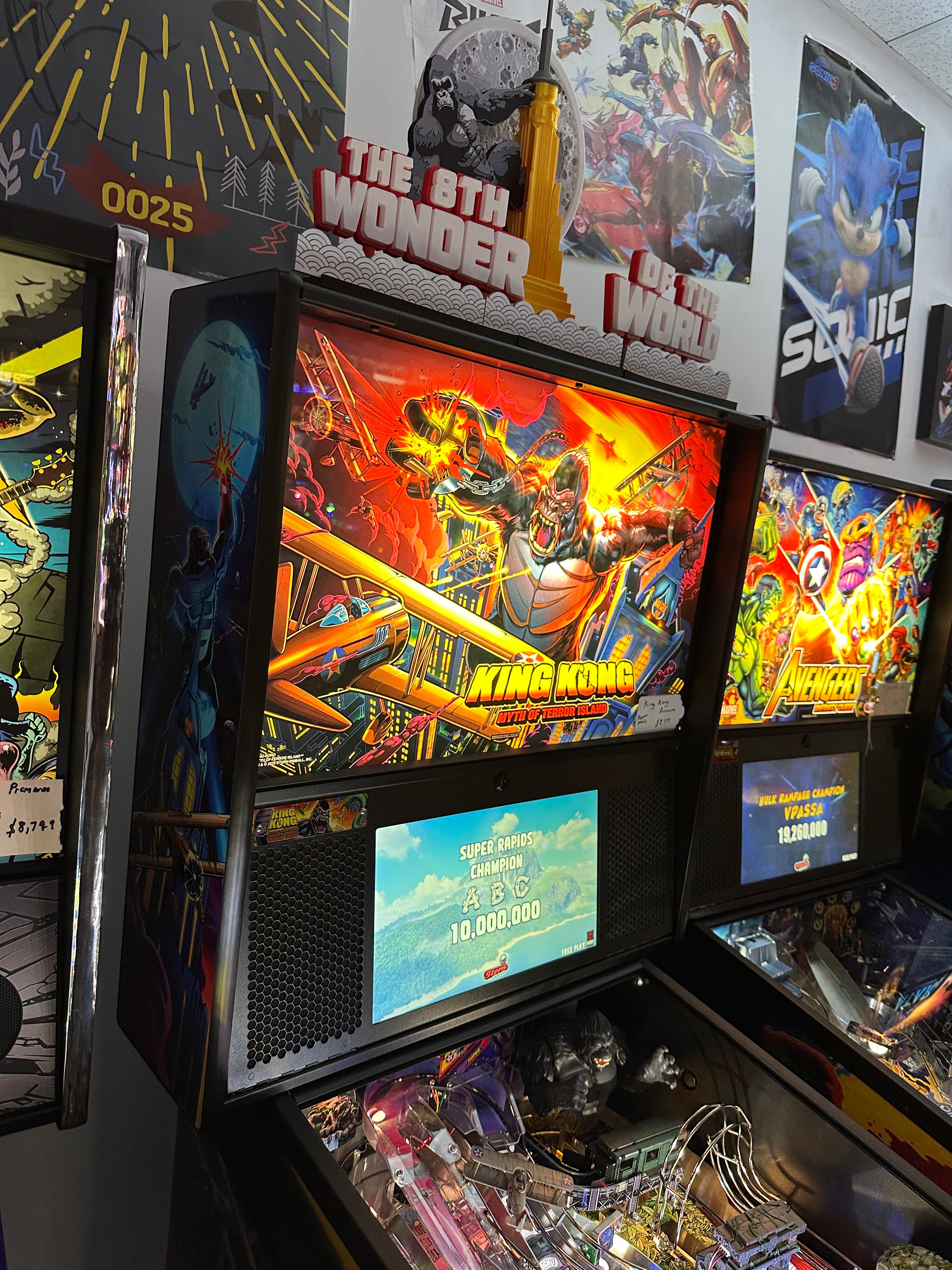 Stern Pinball King Kong: Myth of Terror Island Premium Pinball Machine