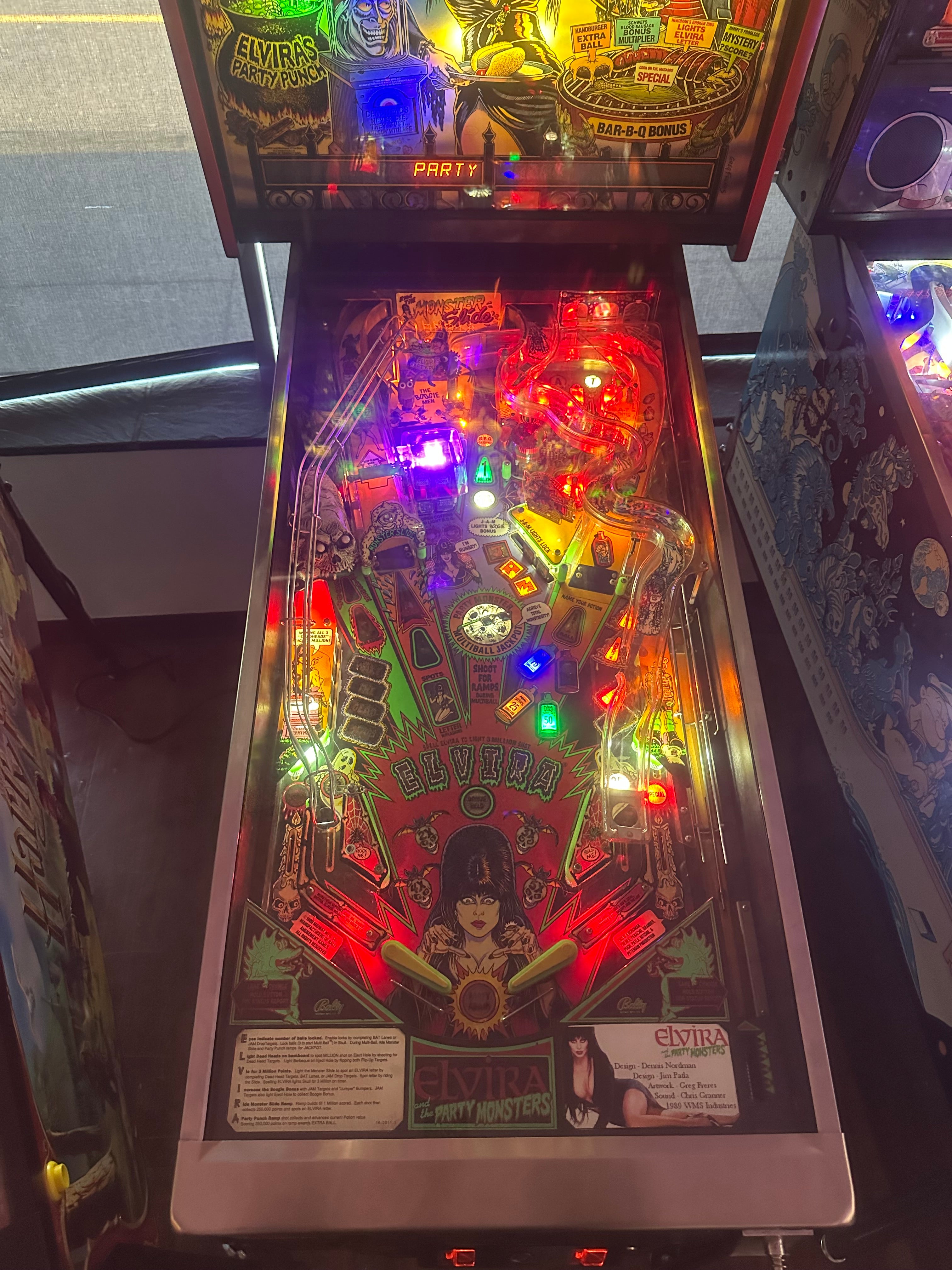 Bally Elvira and the Party Monsters Pinball Machine