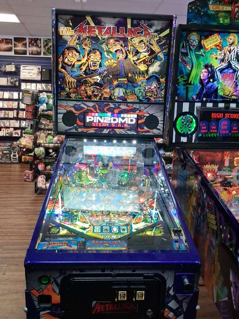 Stern Pinball LOADED Metallica Premium Pinball Machine