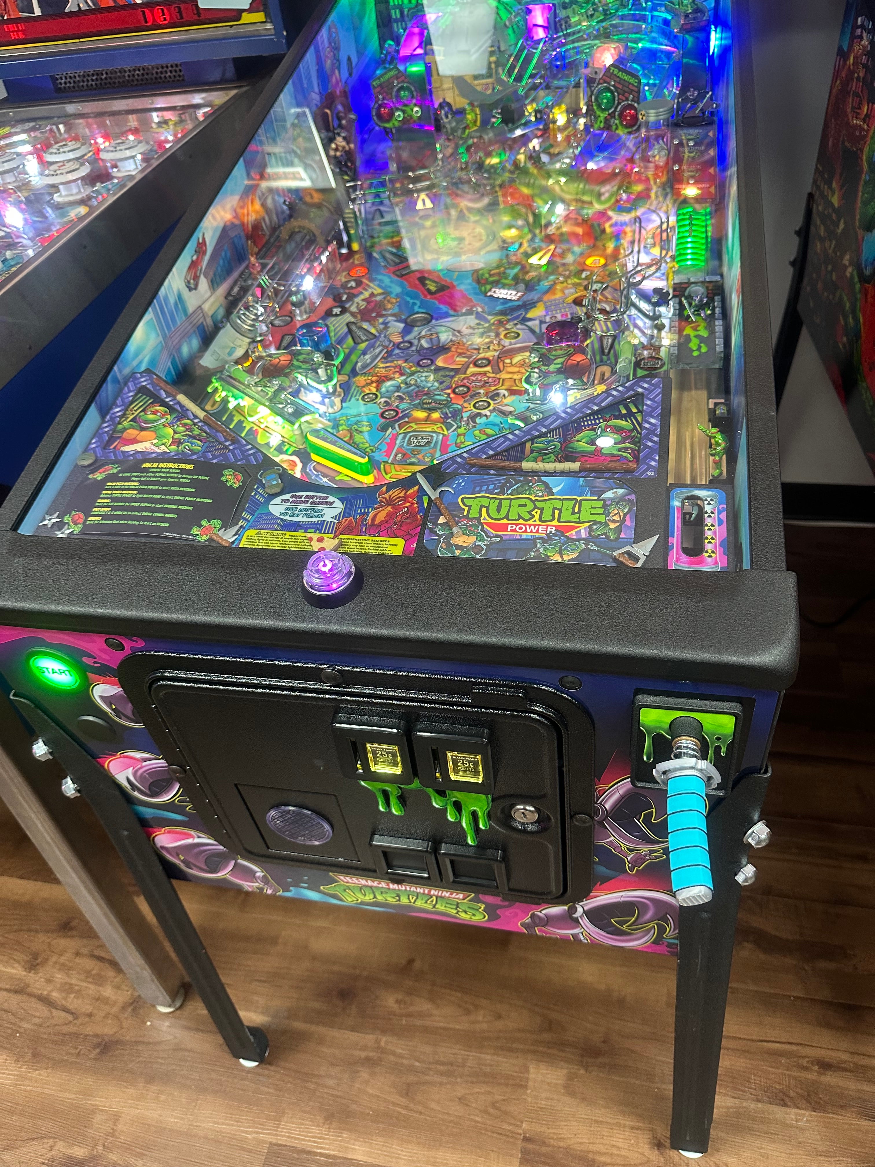 Stern Pinball LOADED Teenage Mutant Ninja Turtles Premium Pinball Machine