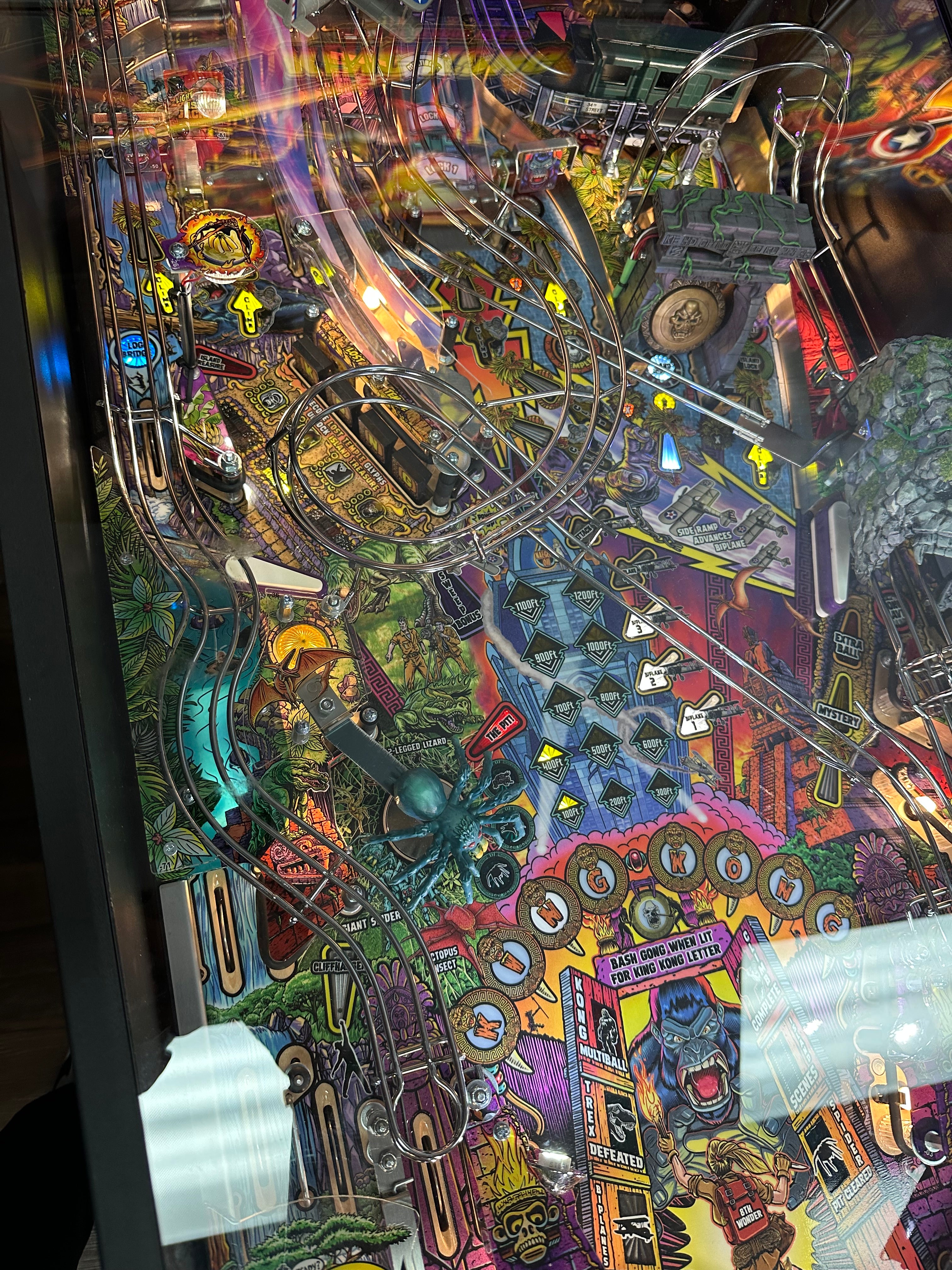 Stern Pinball King Kong: Myth of Terror Island Premium Pinball Machine