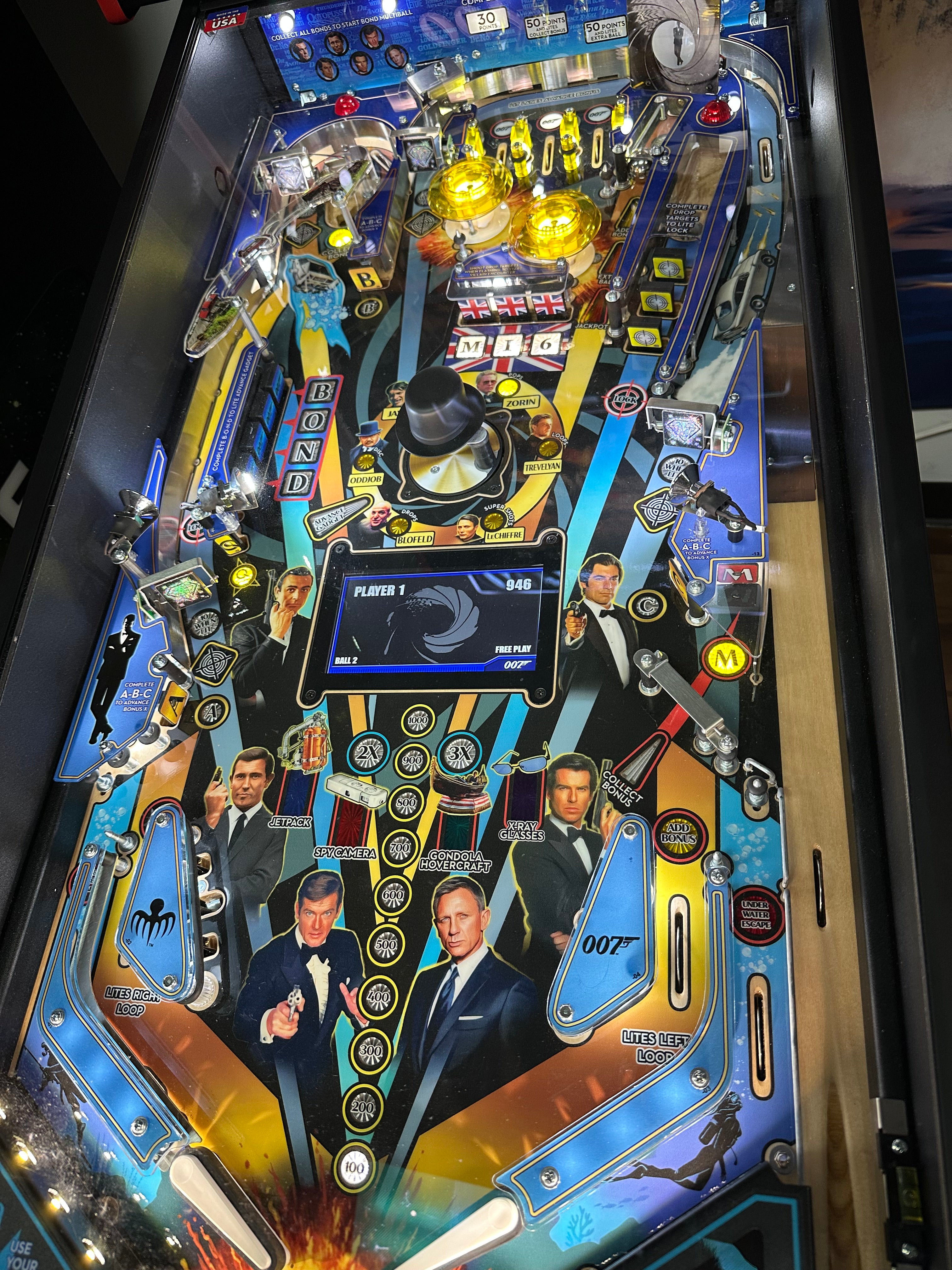 Stern Pinball James Bond 007 60th Anniversary Limited Edition Pinball Machine