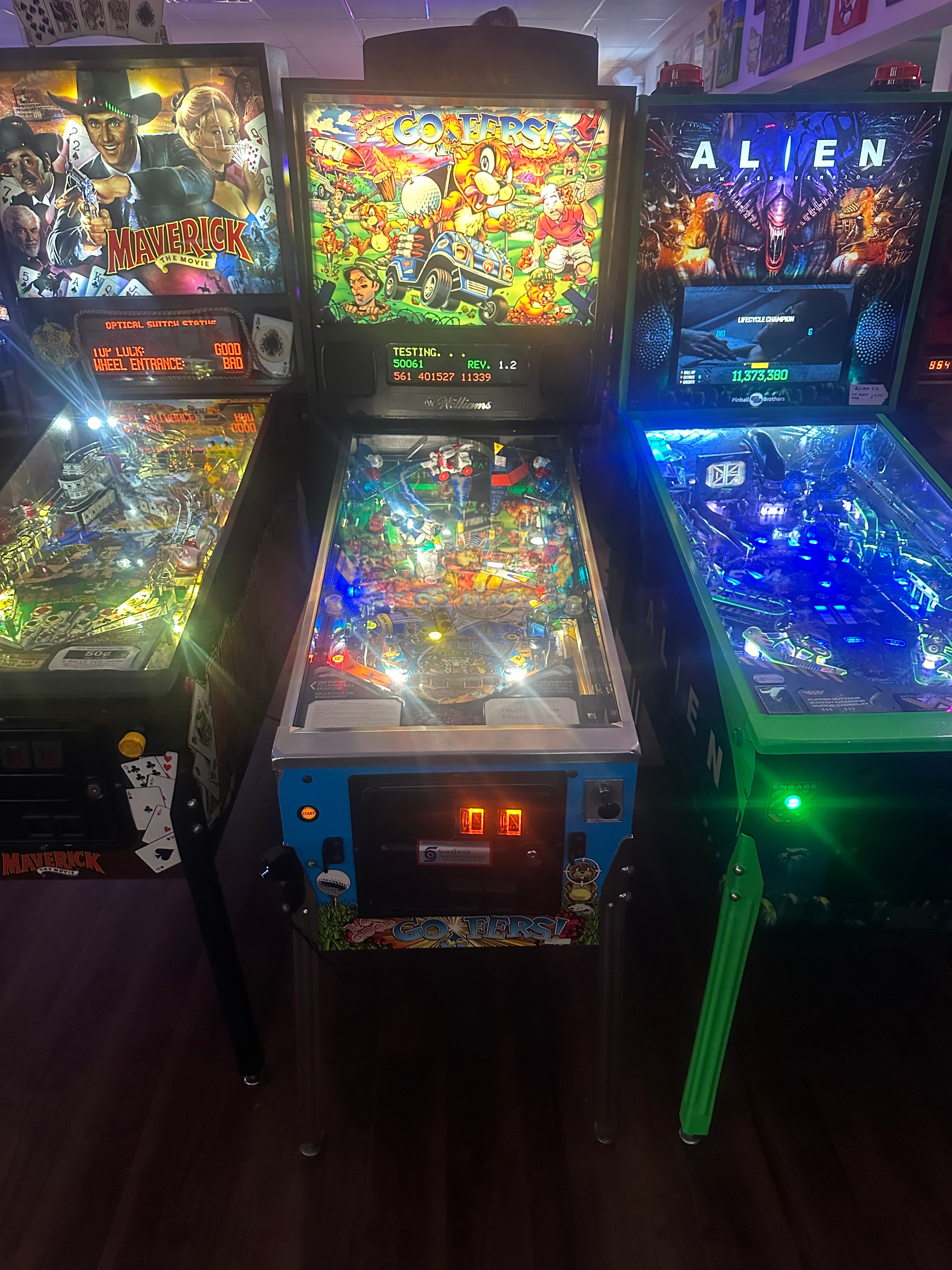 Williams LOADED No Good Gophers Pinball Machine