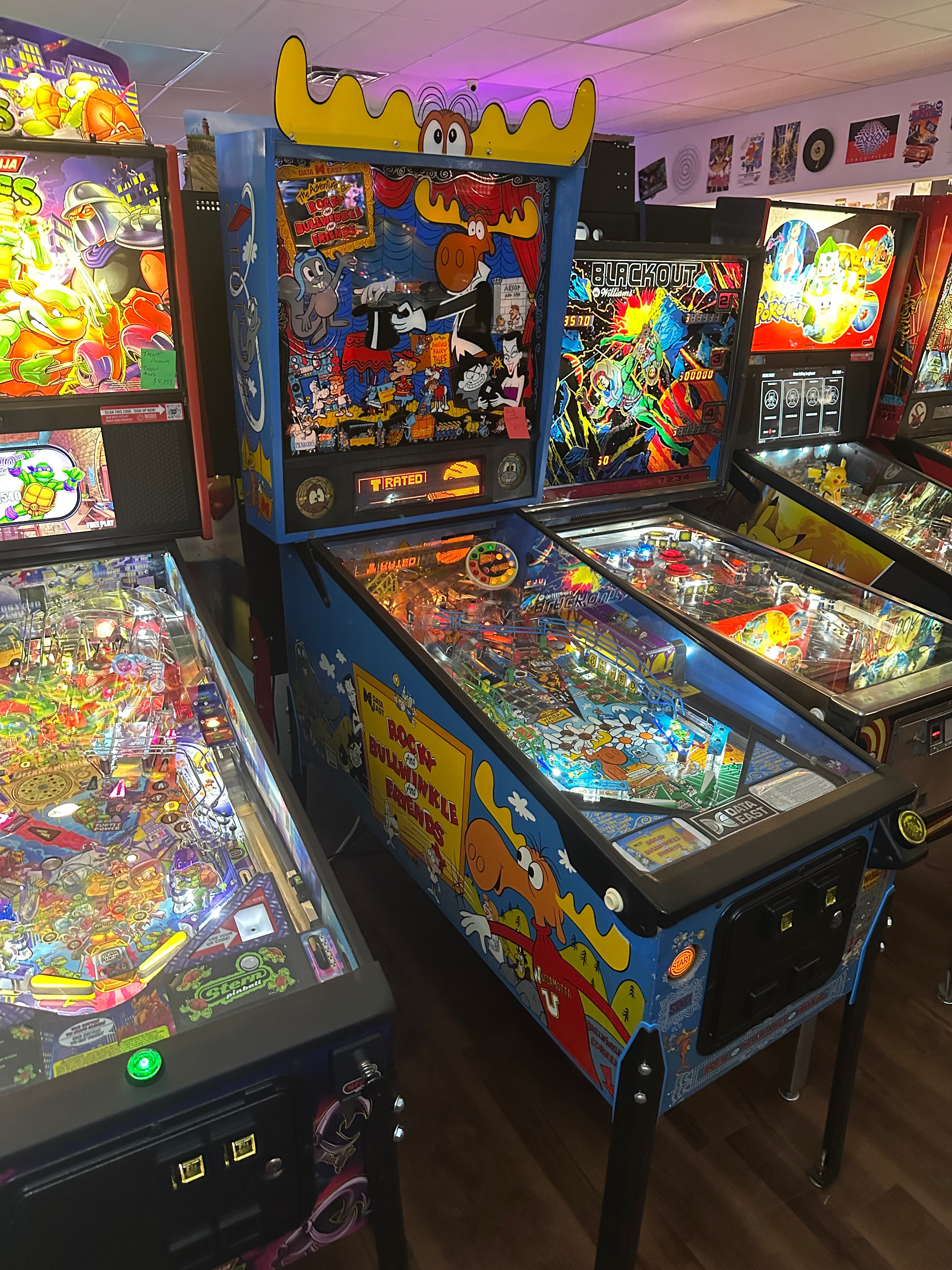 Data East The Adventures of Rocky and Bullwinkle and Friends Pinball Machine