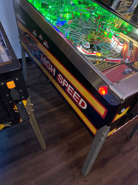 Williams High Speed Pinball Machine