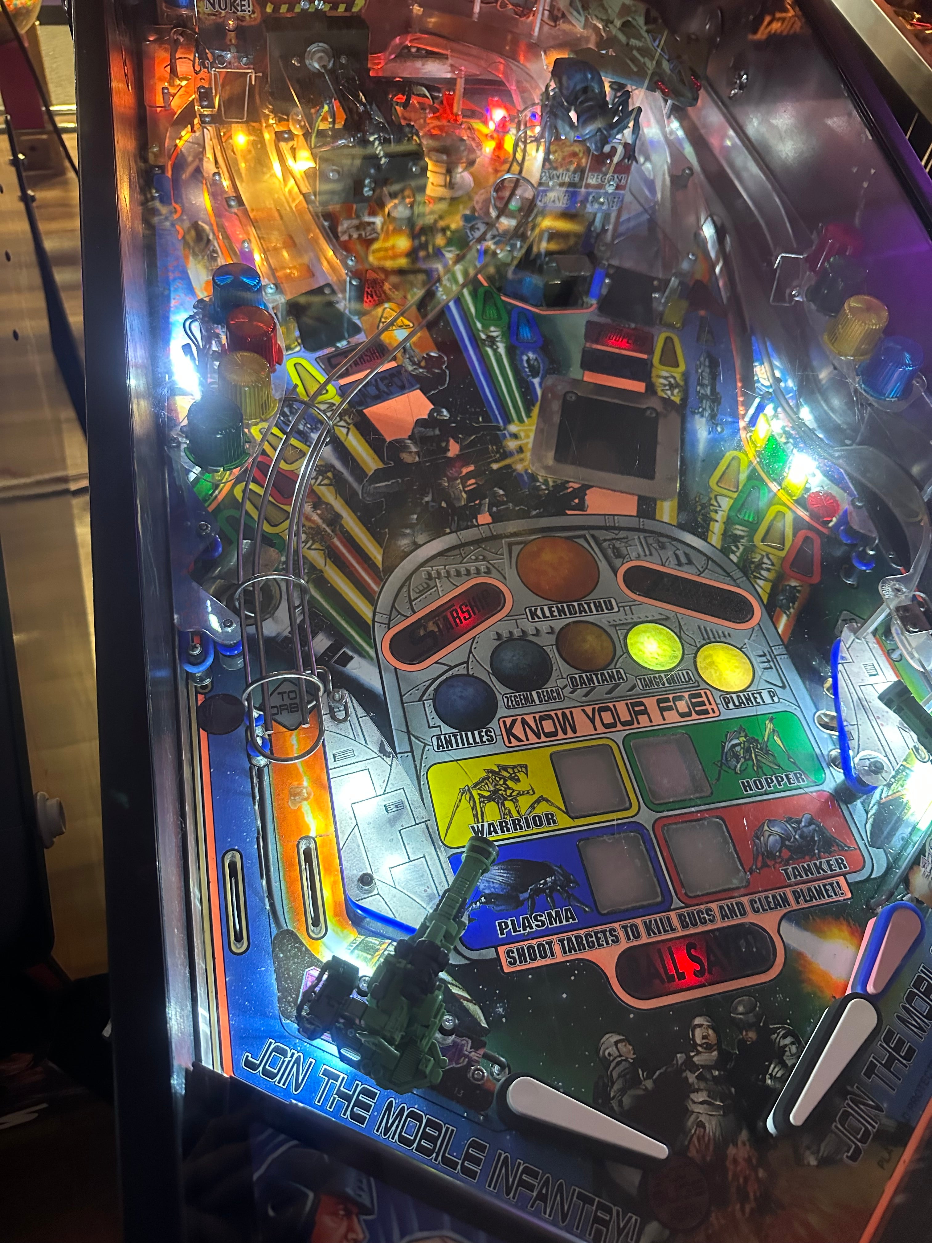 SEGA Starship Troopers Pinball Machine