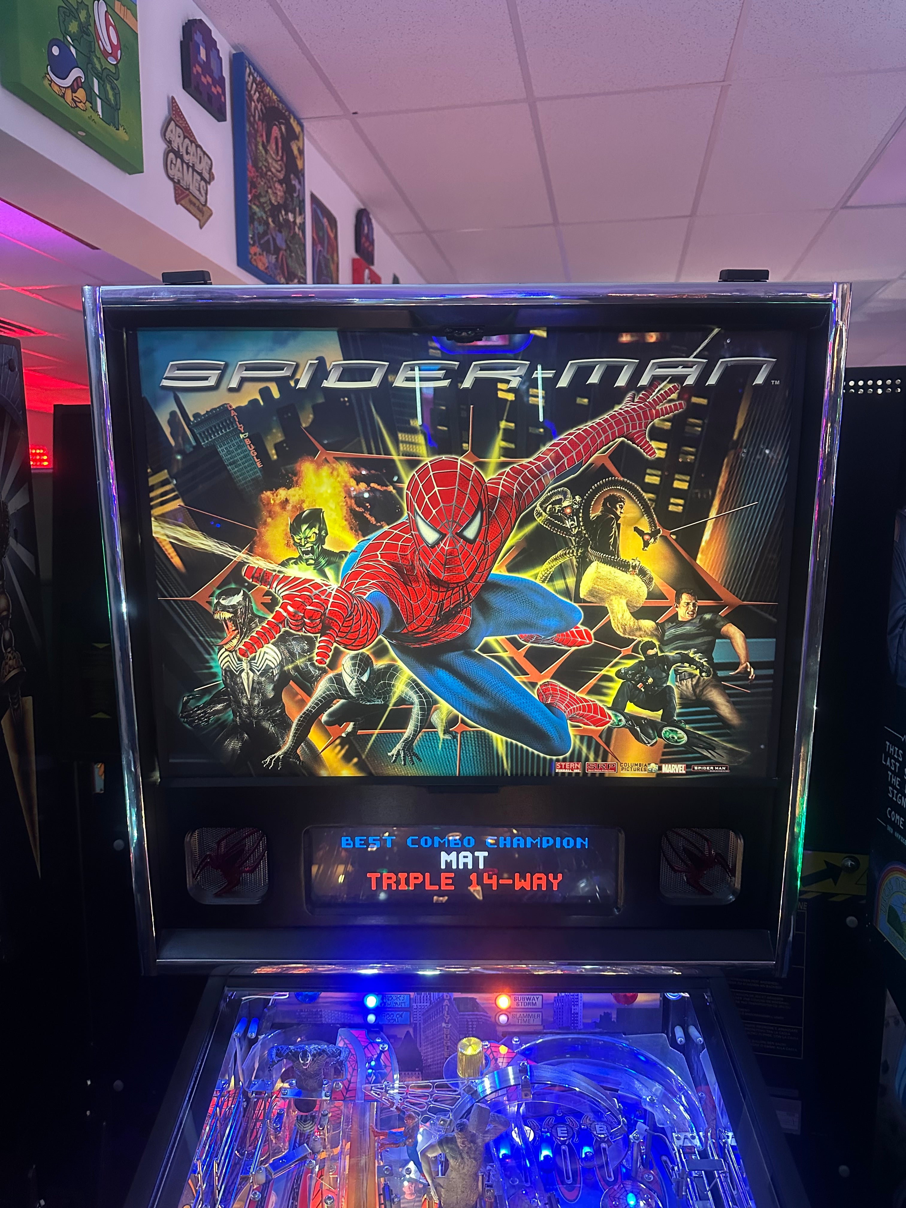 Stern Pinball LOADED Spider-Man Pinball Machine