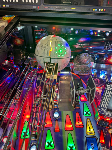 Image of Stern Pinball LOADED Star Wars Premium Pinball Machine