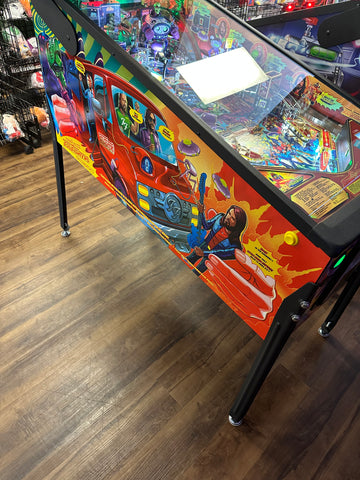 Image of Stern Pinball LOADED Foo Fighters Premium Pinball Machine