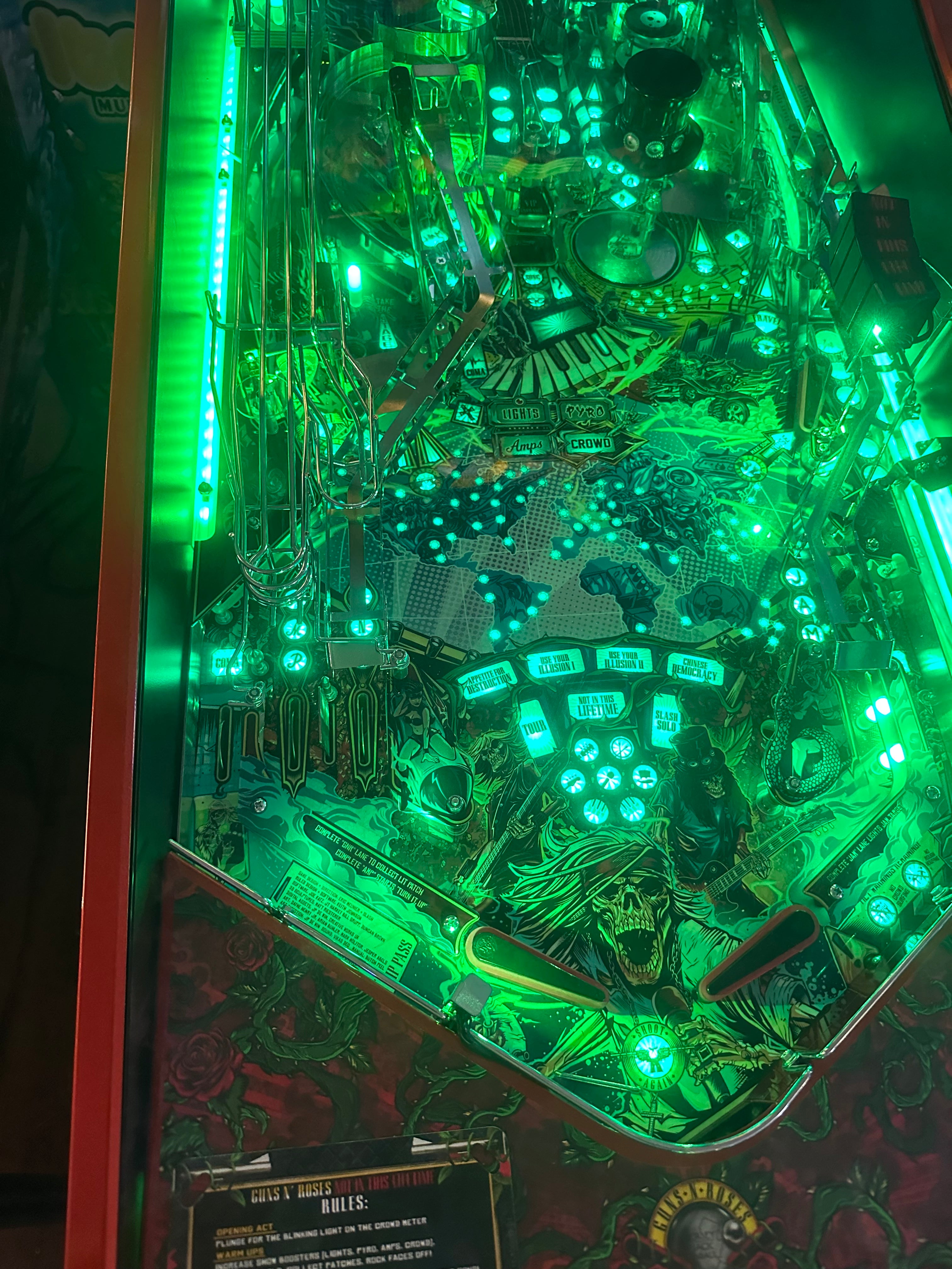 JJP Guns N' Roses Limited Edition Pinball Machine