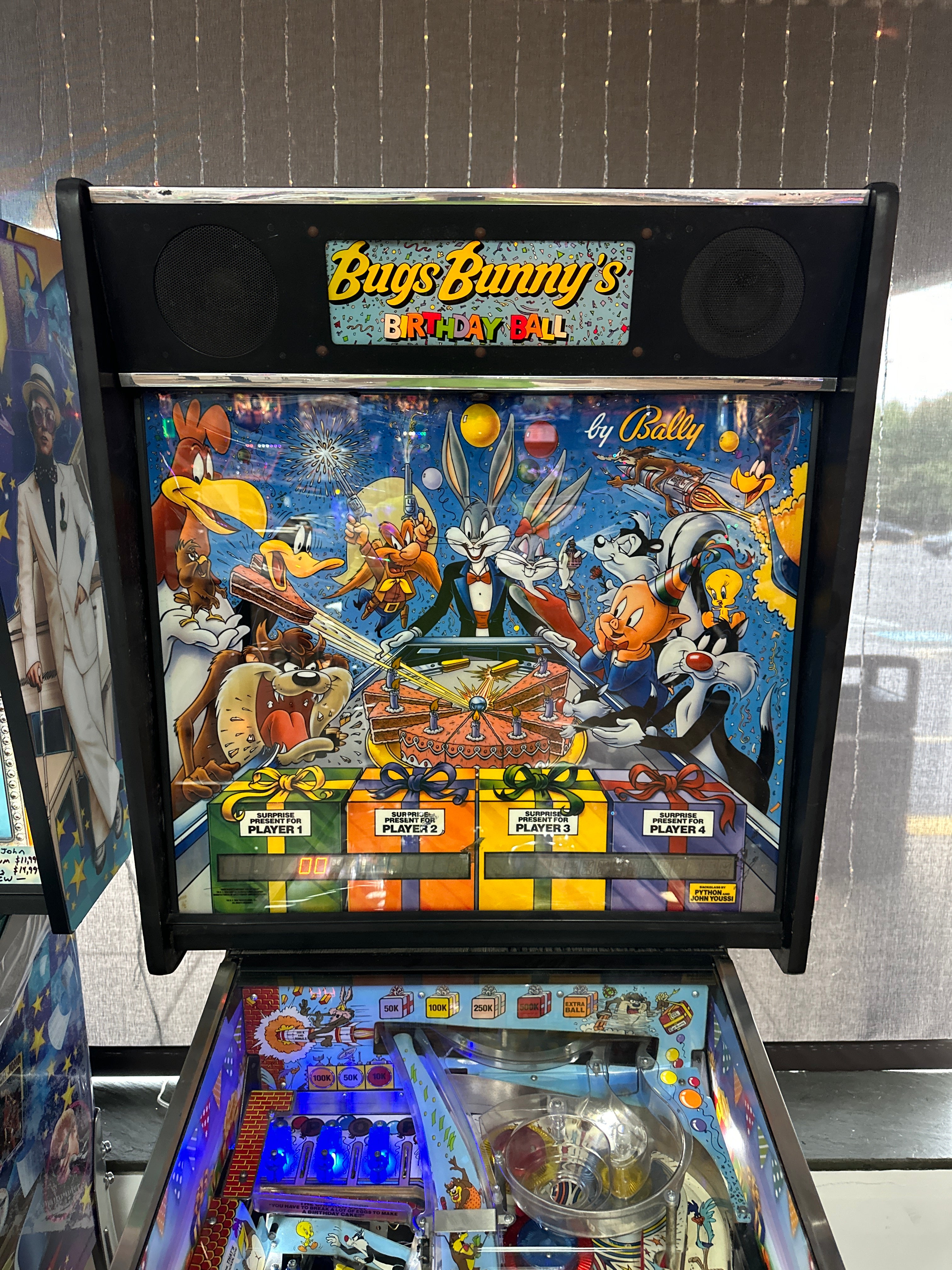 Bally Bugs Bunny's Birthday Ball Pinball Machine