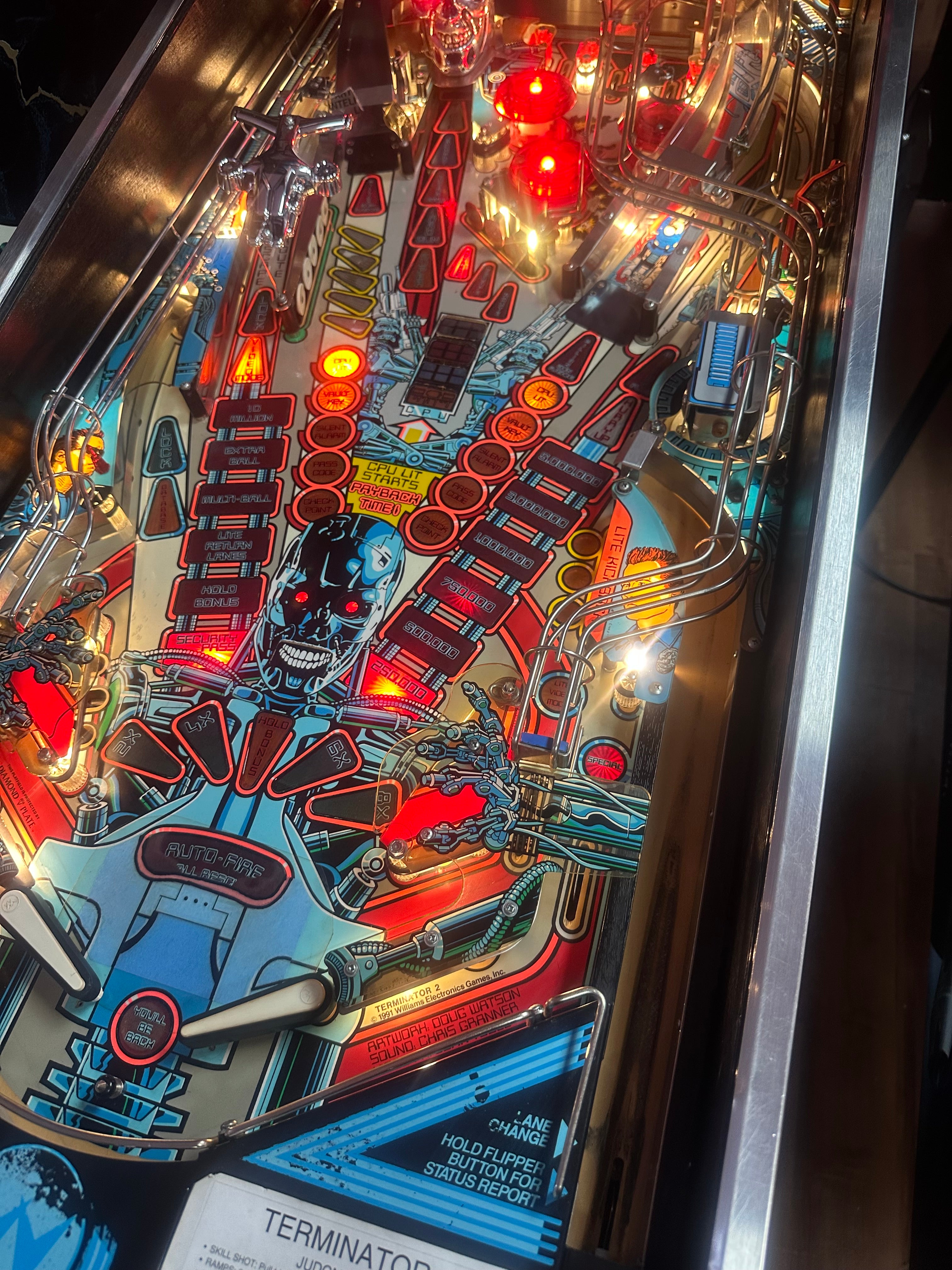Williams Terminator 2: Judgement Day Pinball Machine