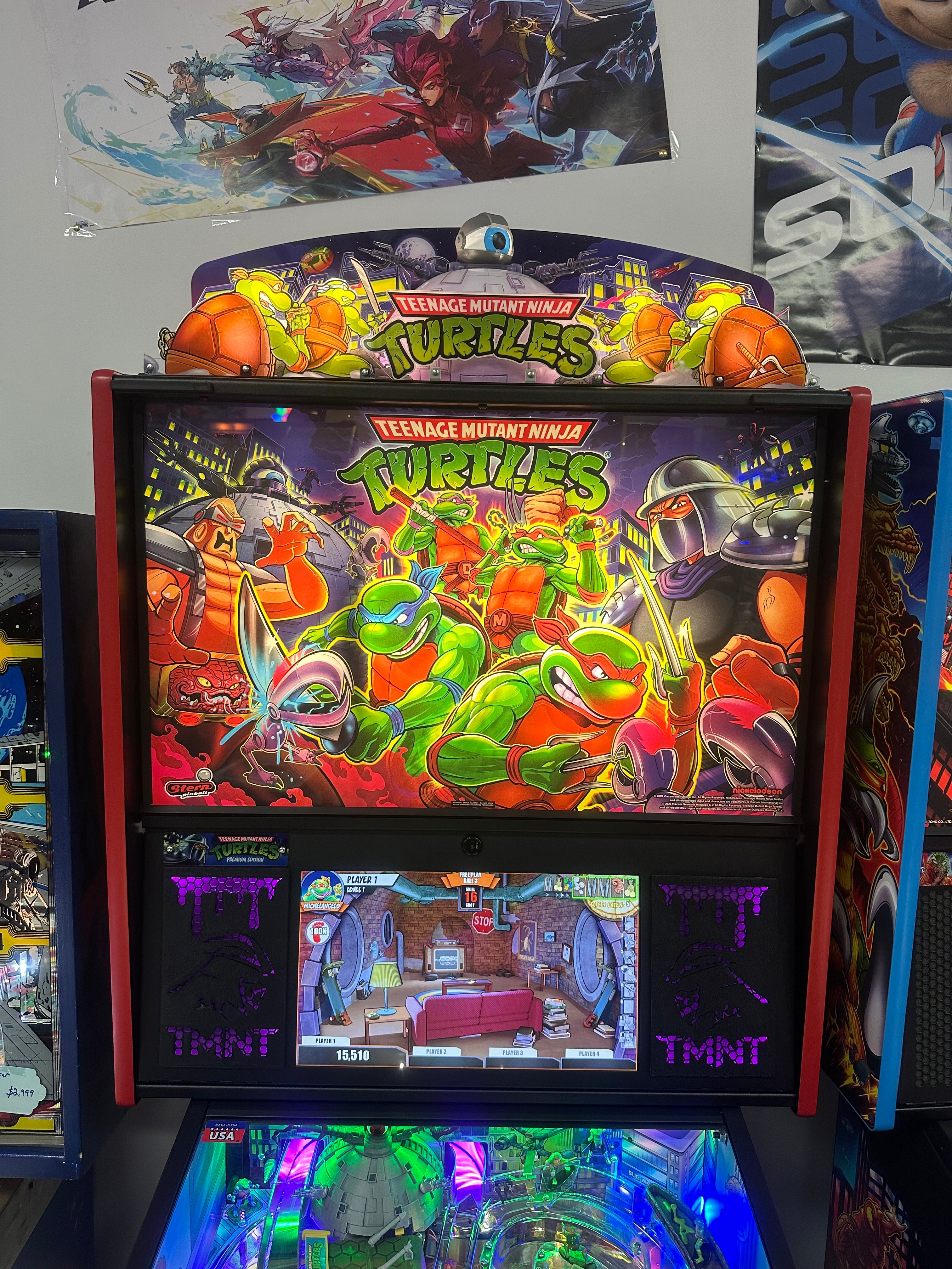 Stern Pinball LOADED Teenage Mutant Ninja Turtles Premium Pinball Machine