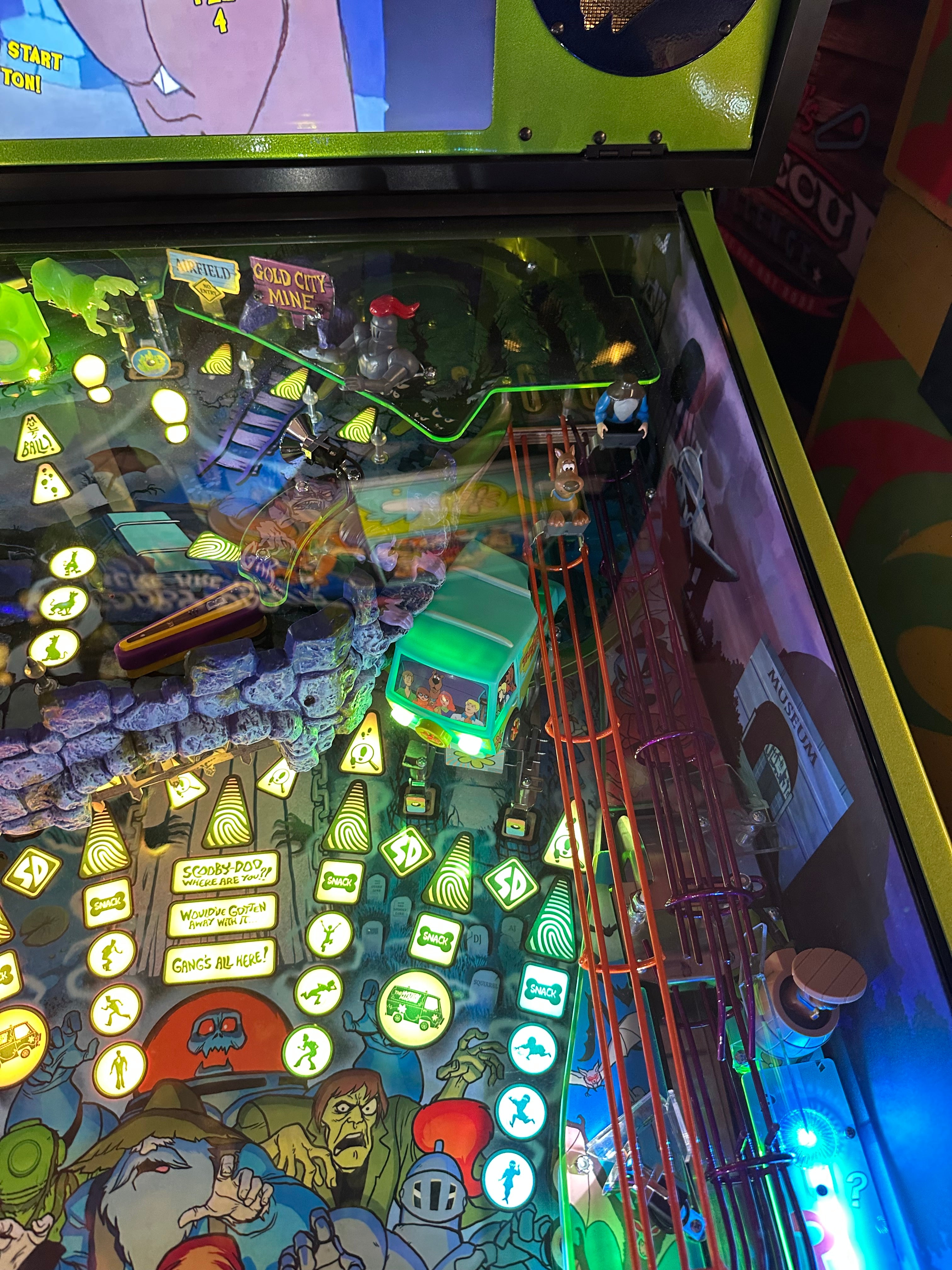 Spooky Pinball Scooby-Doo Collectors Edition Pinball Machine