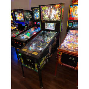 Stern Pinball The Munsters Pro Pinball Machine