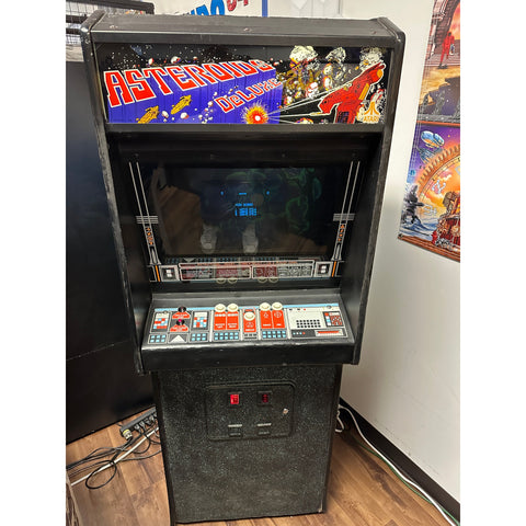 Image of Asteroids Deluxe Arcade Game