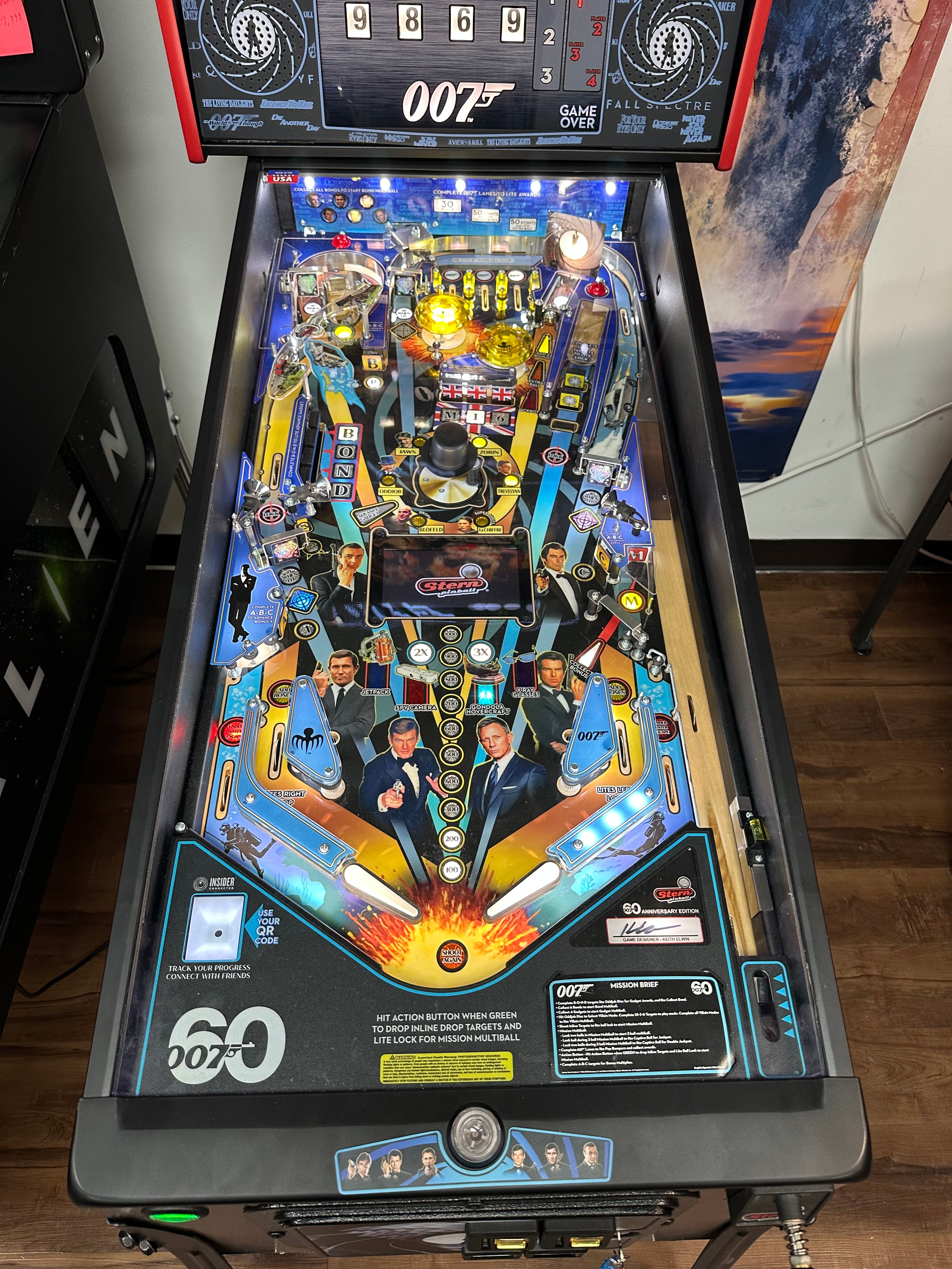 Stern Pinball James Bond 007 60th Anniversary Limited Edition Pinball Machine