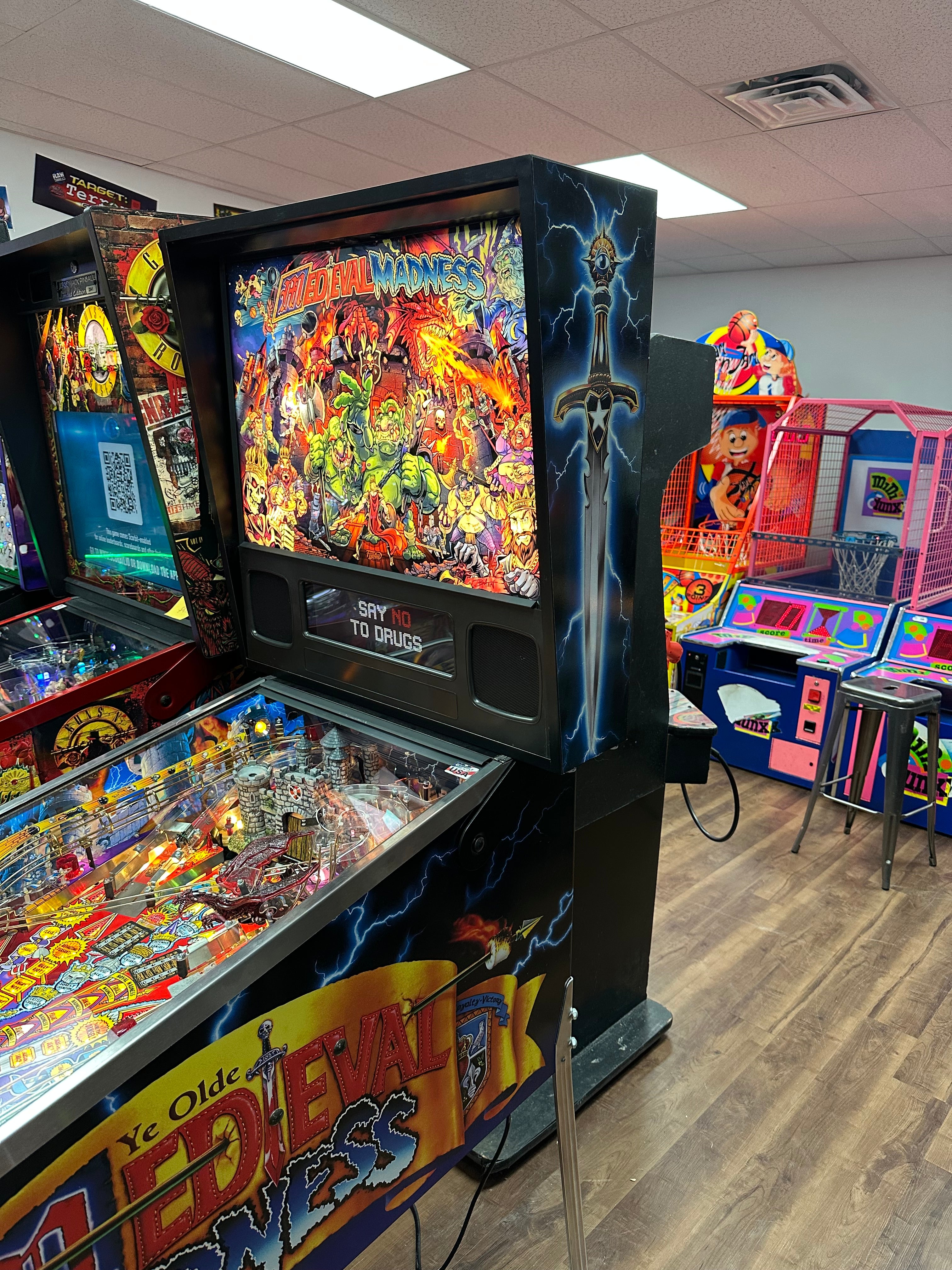 Chicago Gaming Company LOADED Medieval Madness Standard Edition Pinball Machine