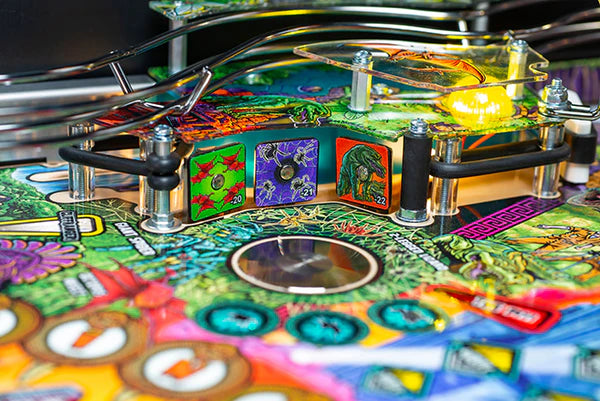 Stern Pinball King Kong: Myth of Terror Island Pro Pinball Machine